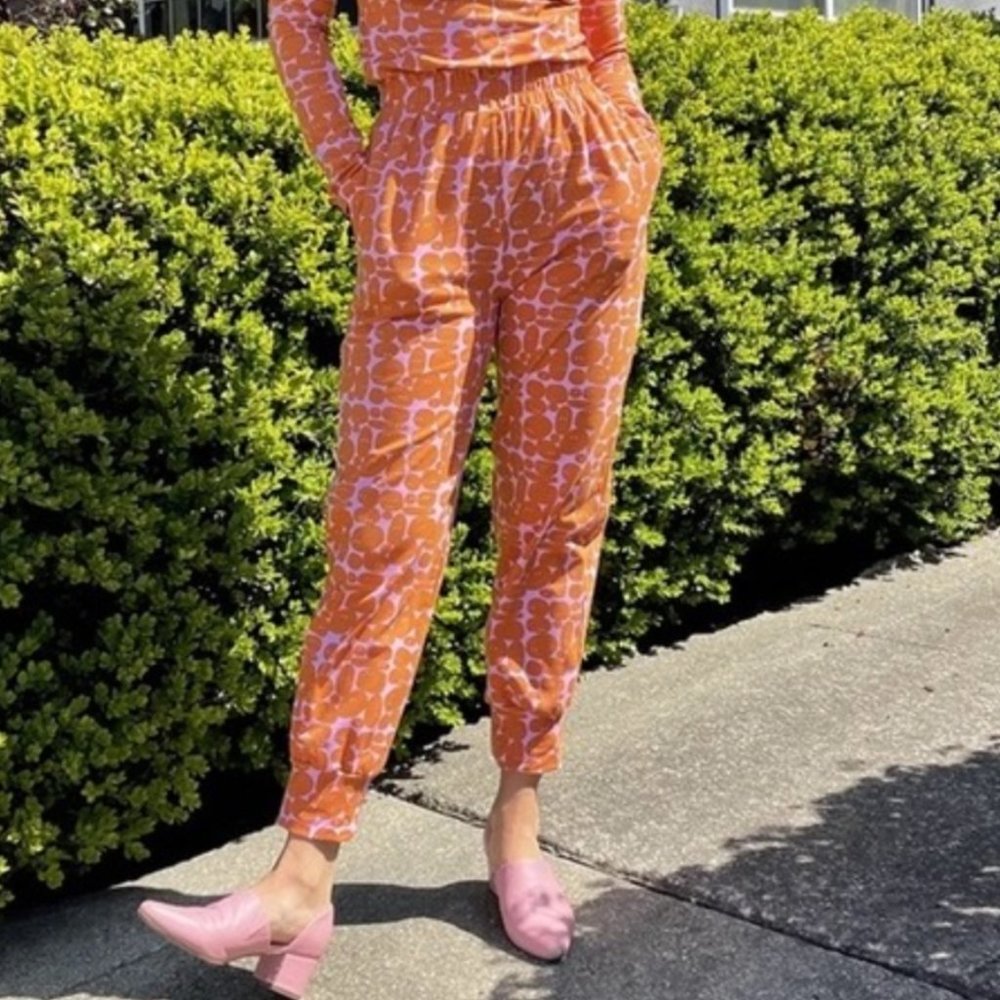 Nooworks Orange Pebble People Joggers XS